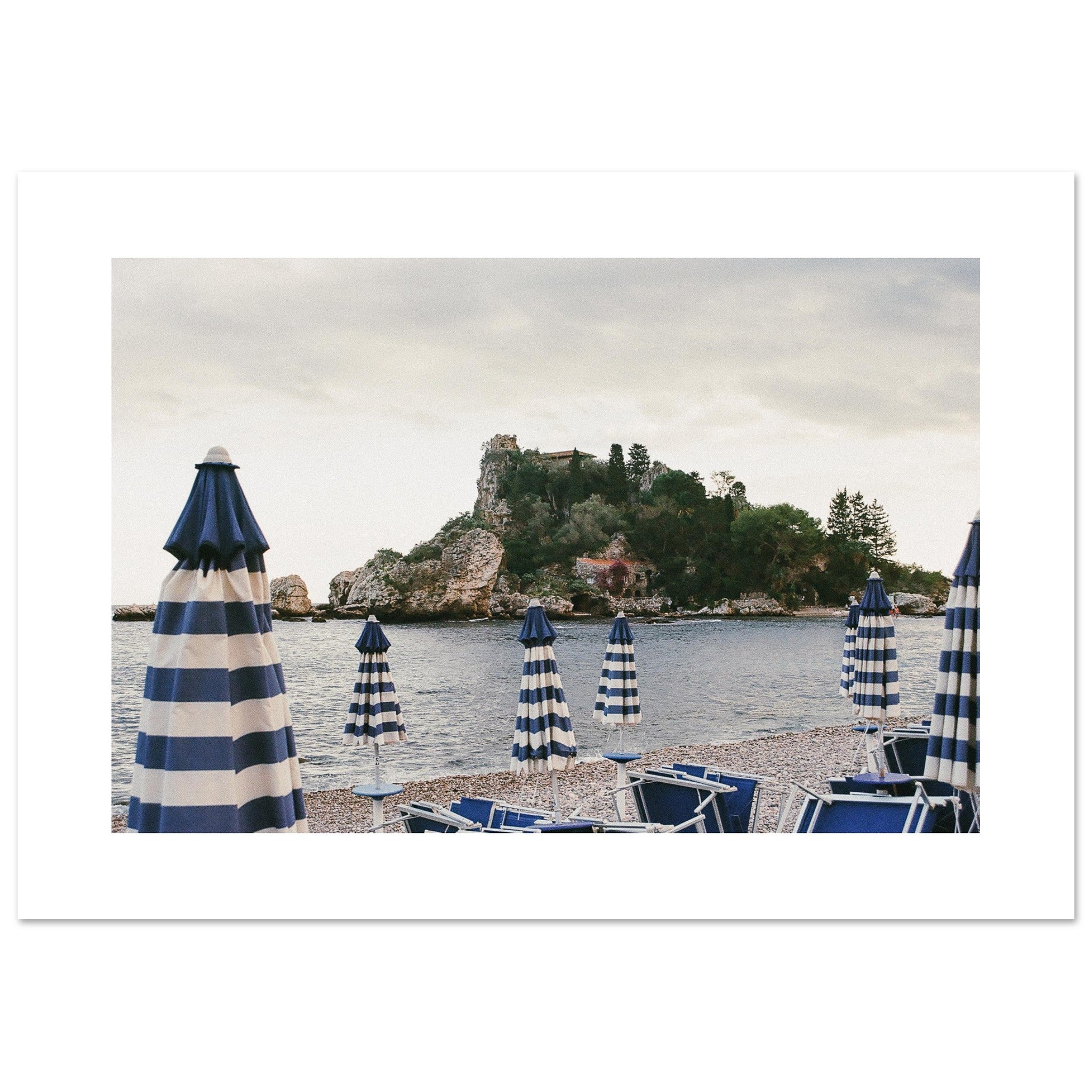 Parasol Isola Bella Art Print | Helena Vereycken x decollective