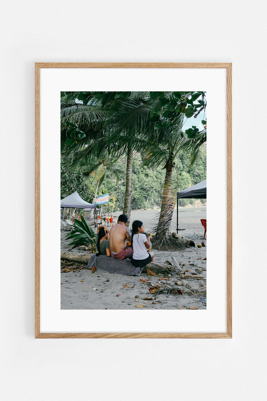 Familia — Photography art print by Helena Vereycken | Buy wall art online | Decollective